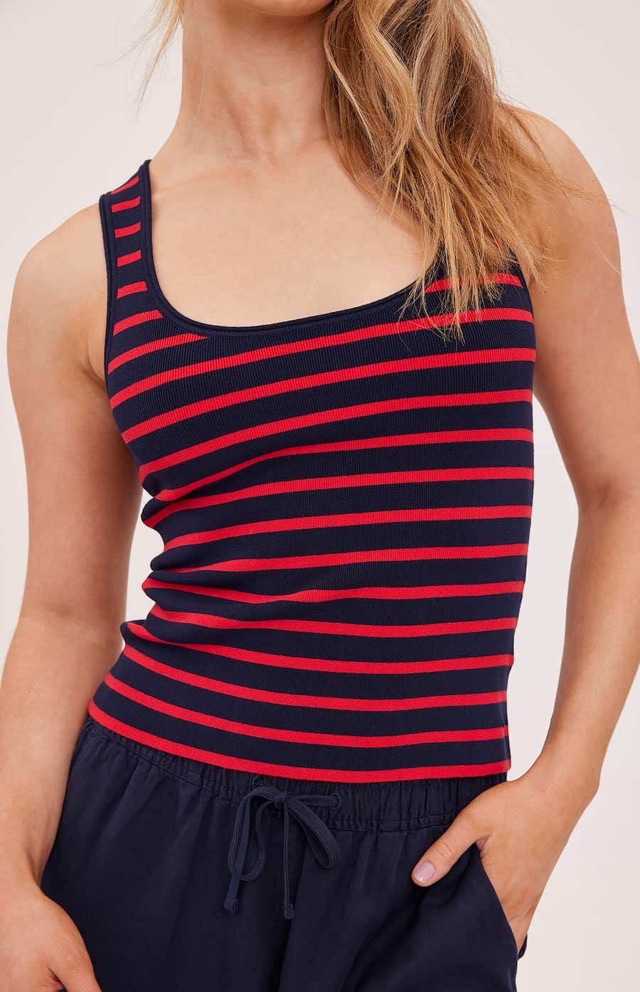 Gentle Fawn Sierra Tank