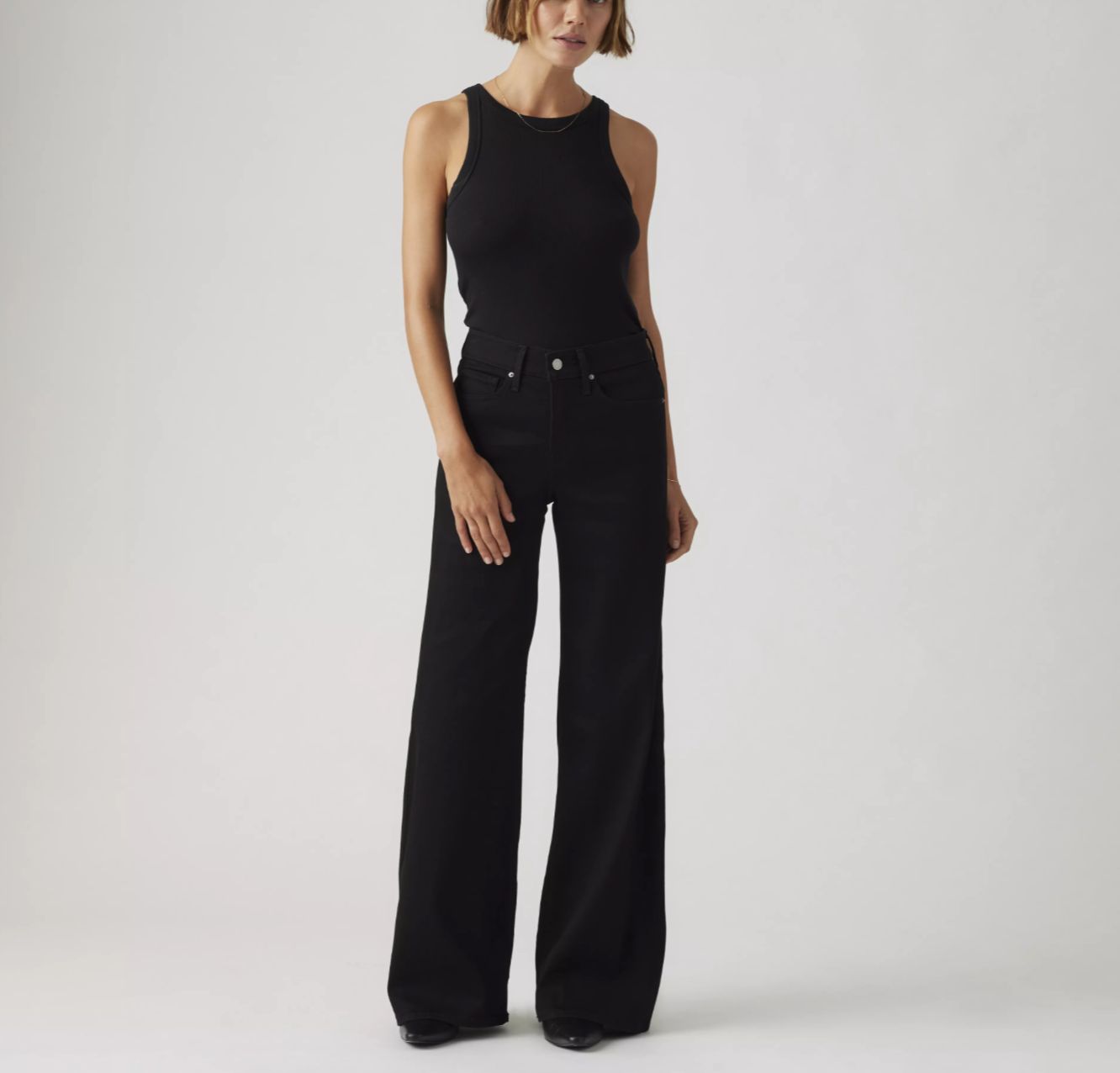 Levi's 318 Shaping Wide Leg Soft Black