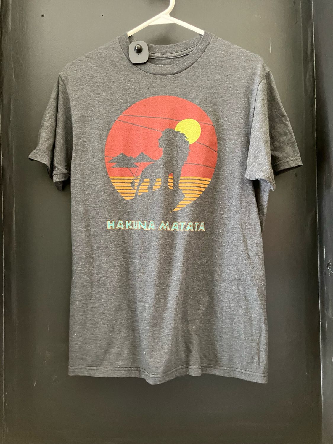 Hakuna Matada medium tshirt