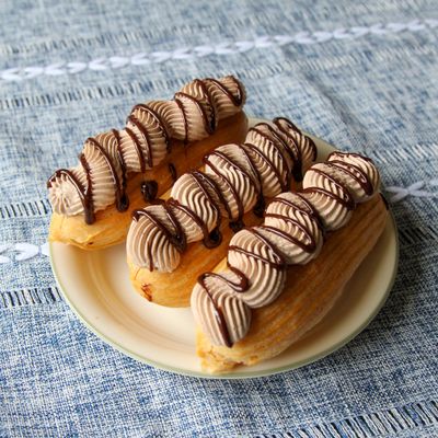 Classic Eclairs (Box of 3)