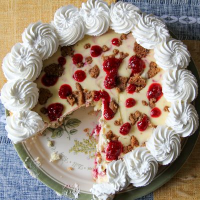 Raspberry Cheesecake Crumble (9")