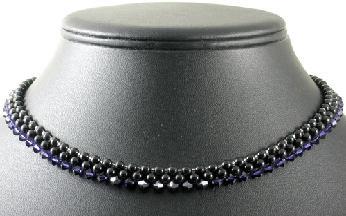 Lace Points Necklace