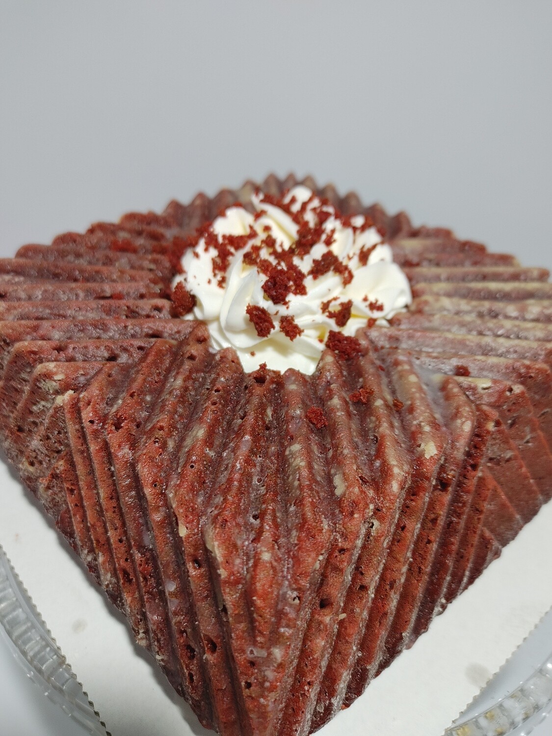 Red Velvet Bundt Cake, Large