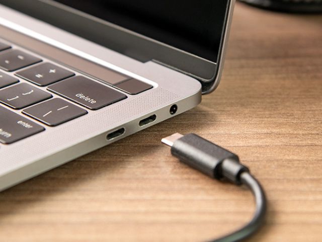 Adaptador con conector USB Tipo-C macho a USB 3.0 A hembra
