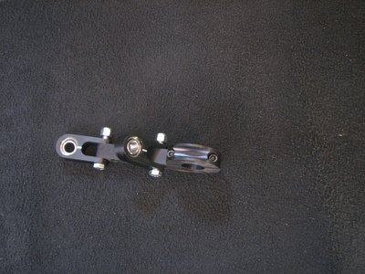 Rigid steering mount