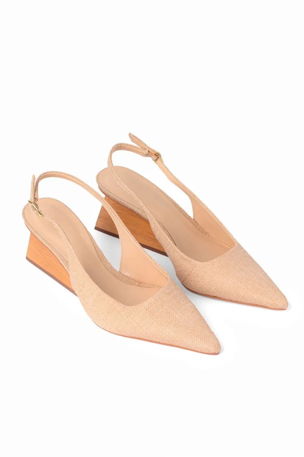 Nowa Pointed-Toe Pump | Natural Raffia