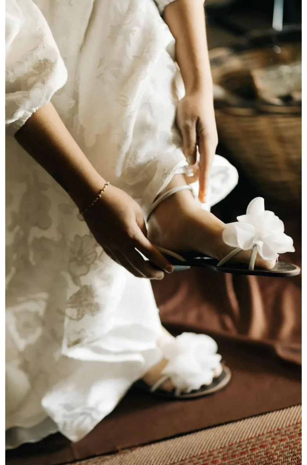 Roselie Organza Flower Flat | Off White