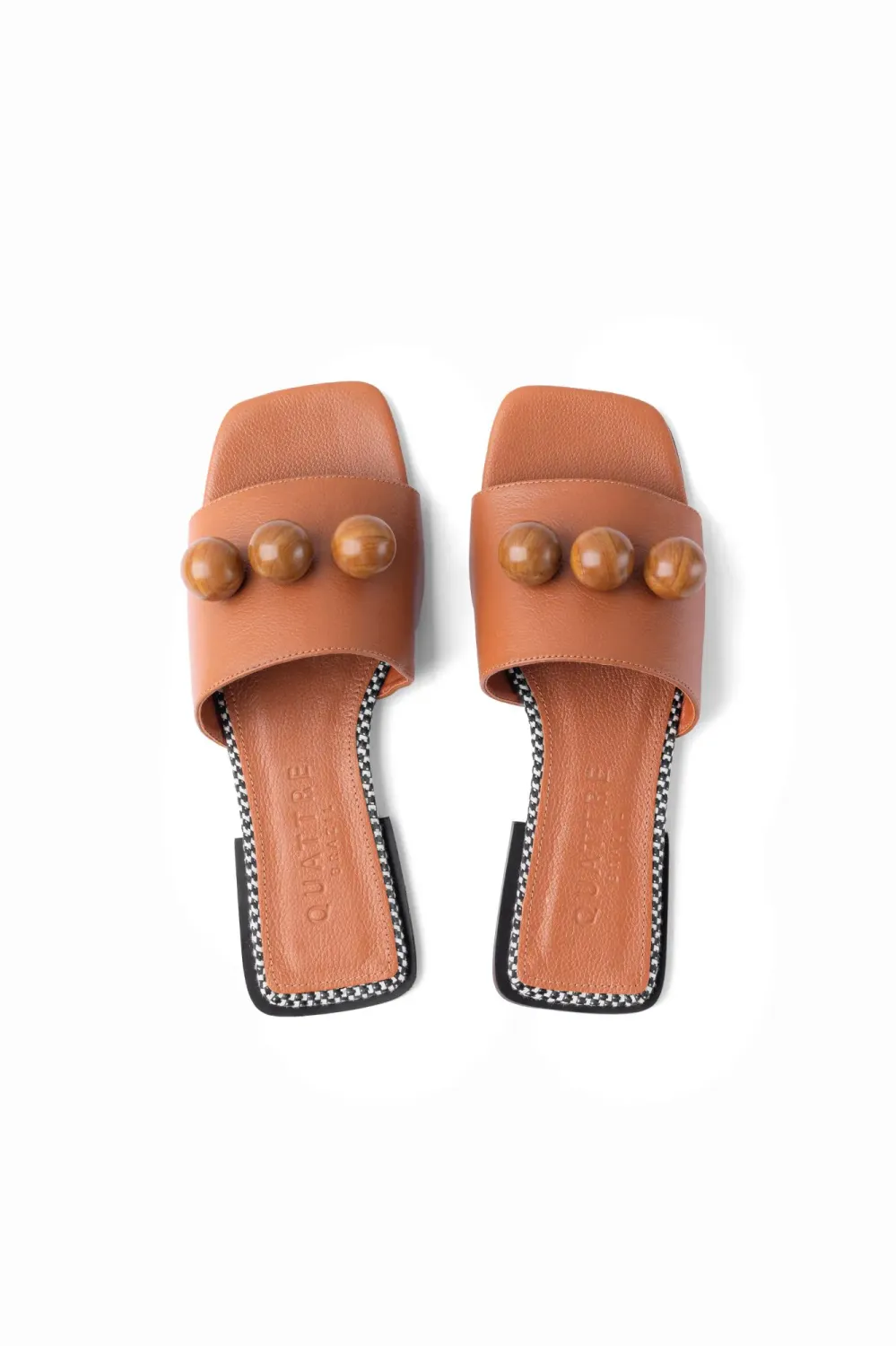 Pipoca Wooden-Bead Flat | Chestnut