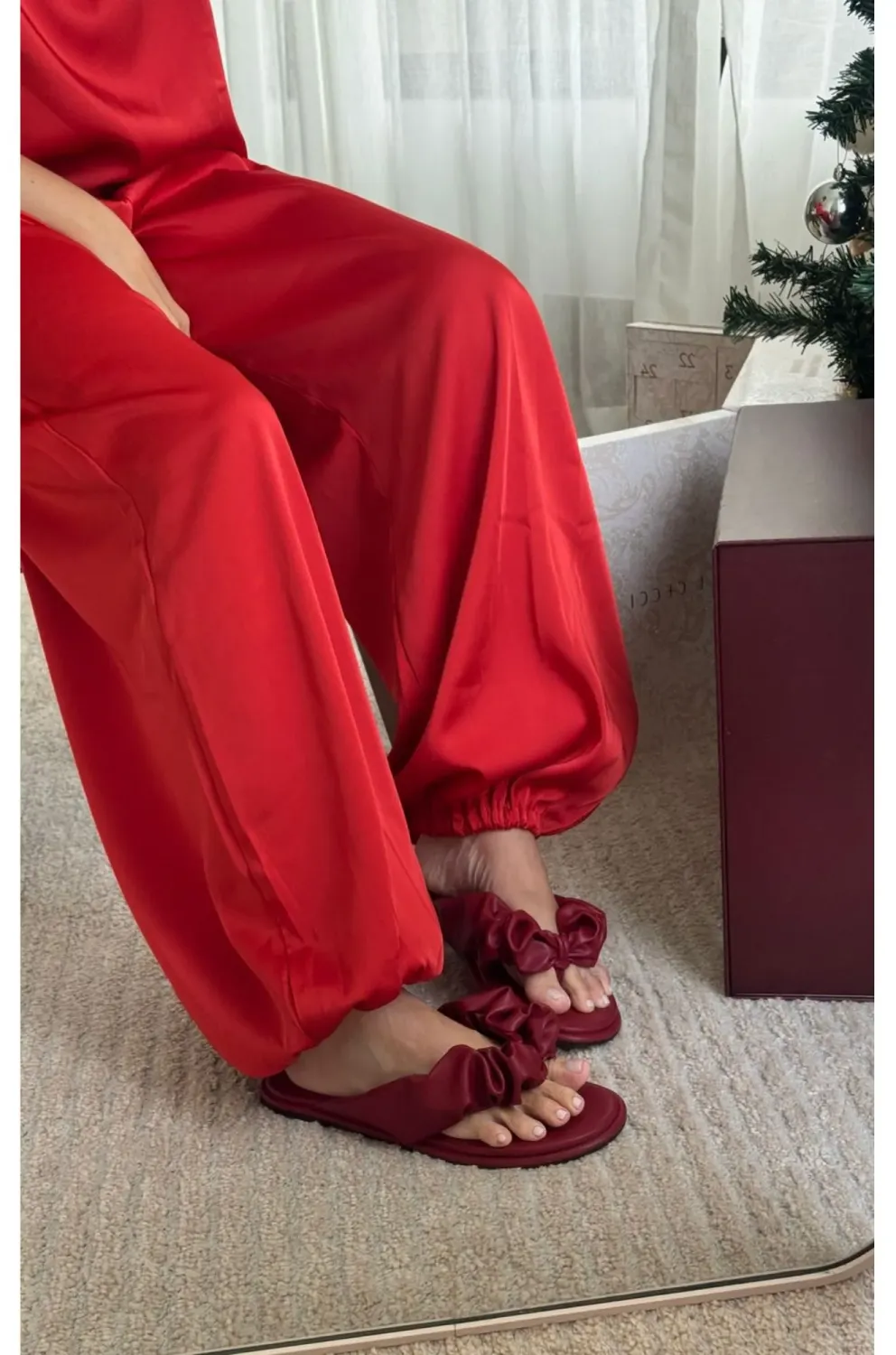 Capri Flat Sandal | Cherry