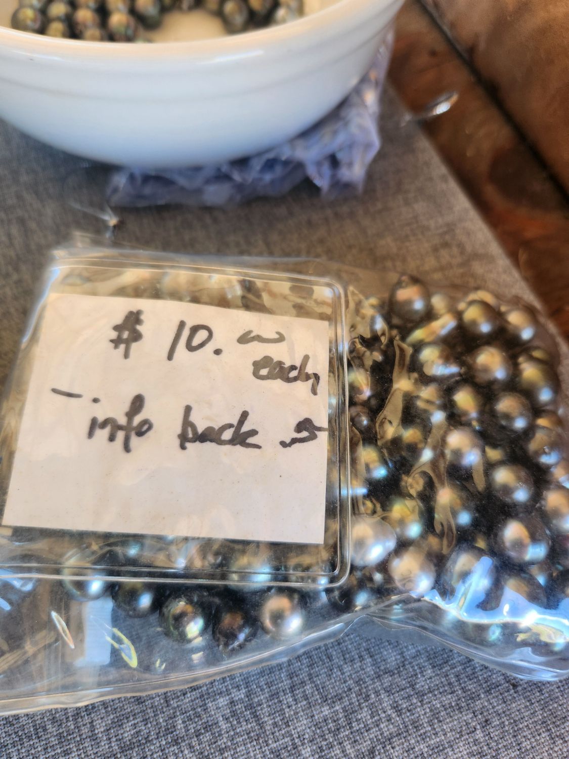 1 ea Loose pearls