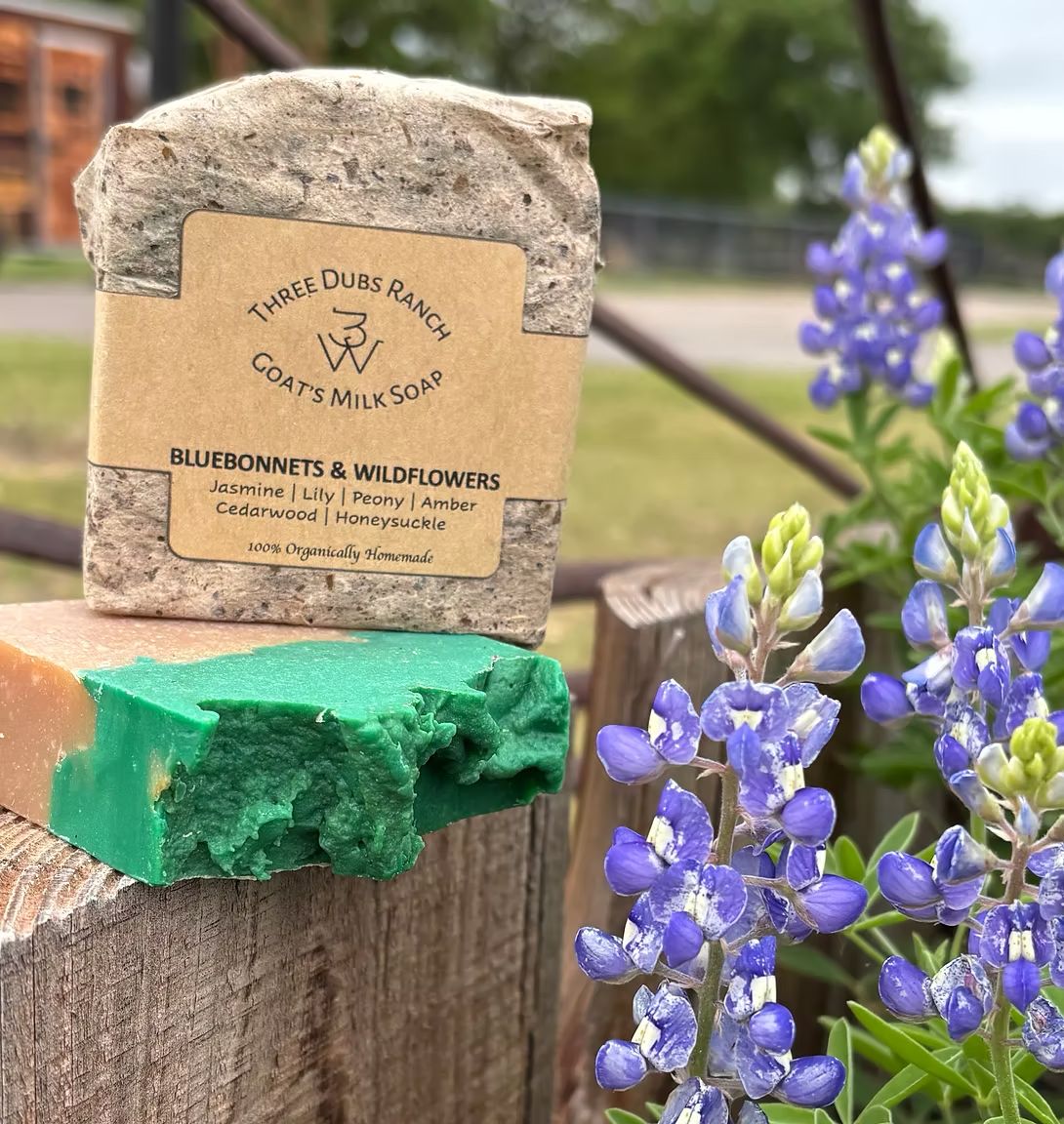 Soap-Bluebonnets WildFlowers: Mix of Wild Flowers 3.25 oz Scented Soap bars.