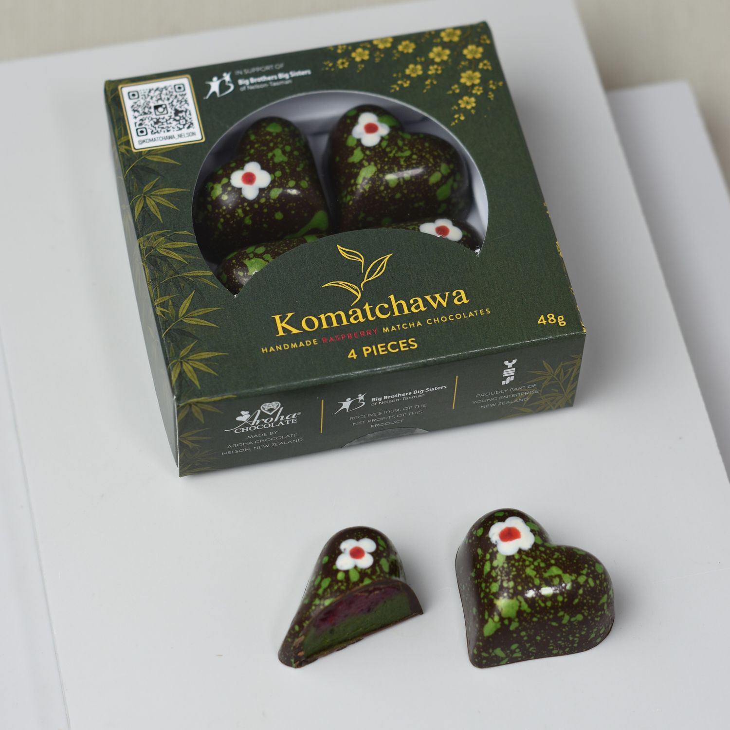 Handmade Raspberry Matcha Chocolate - 12 pieces