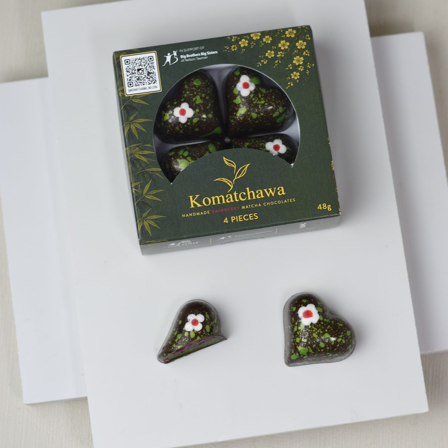 Handmade Raspberry Matcha Chocolate - 4 pieces