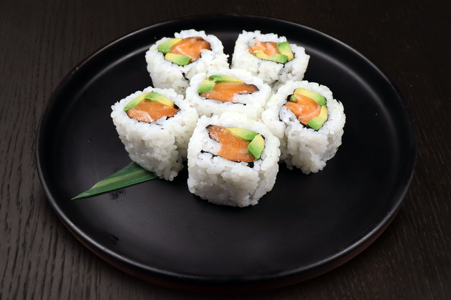 Salmon Avocado Roll