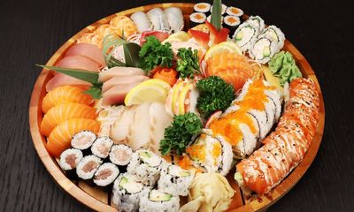 Deluxe Party Sushi &amp; Sashimi