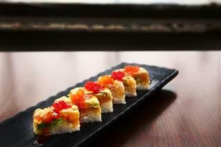 Oshi Sushi