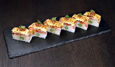 Tuna Oshi
