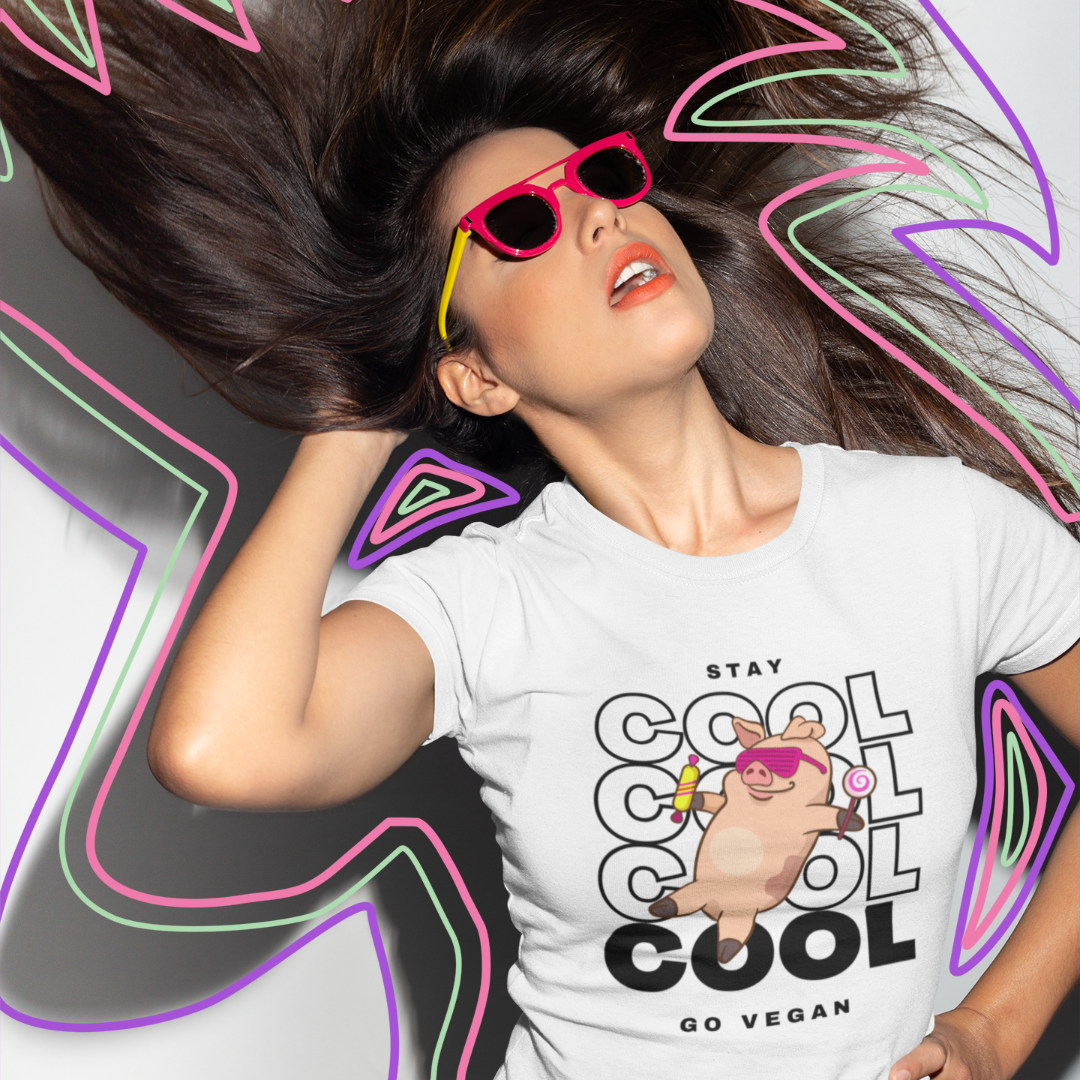 Vegan Streetfood Tee - Stay Cool Disco Pig