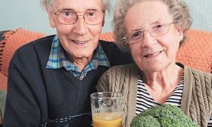 
A cancer patient credits his morning glass of broccoli juice with halting the disease.
