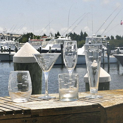 Swimming Fish Cut Stemless Wine Glass Swimming Fish Cut Stemless Wine Glass