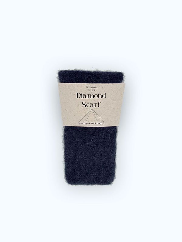 Diamond Scarf - chmaler flauschiger Schal in marine Diamond Scarf - chmaler flauschiger Schal in marine