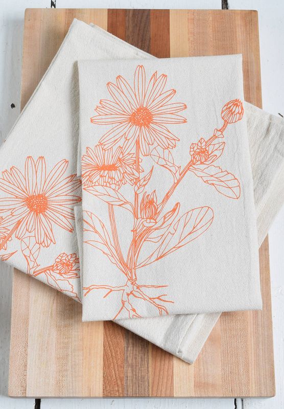Set of 4 Organic Cotton Calendula Flower Napkins in Orange