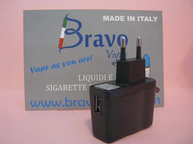 CARICABATTERIE DA MURO PER SIGARETTE ELETTRONICHE