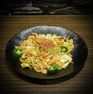 Seafood Yaki Udon