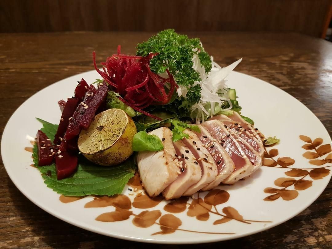 Tuna Tataki Salad
