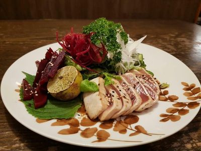 Tuna Tataki Salad