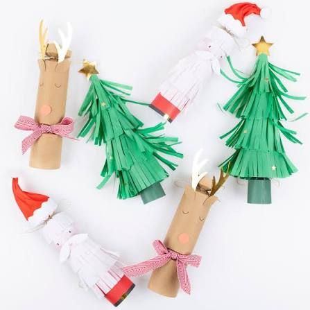 Meri Meri Santa, Reindeer &amp; Tree Christmas Crackers
