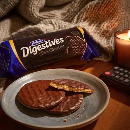 McVities Digestive Dark Chocolate Biscuit