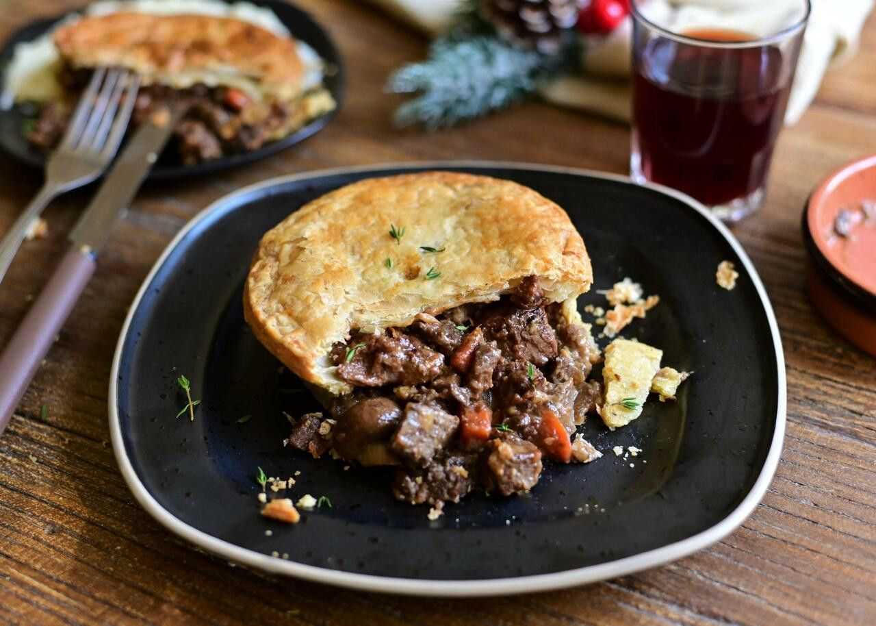 Pouch Pies Moolin Rouge (Beef Bourguignon Pie)PICK UP ONLY