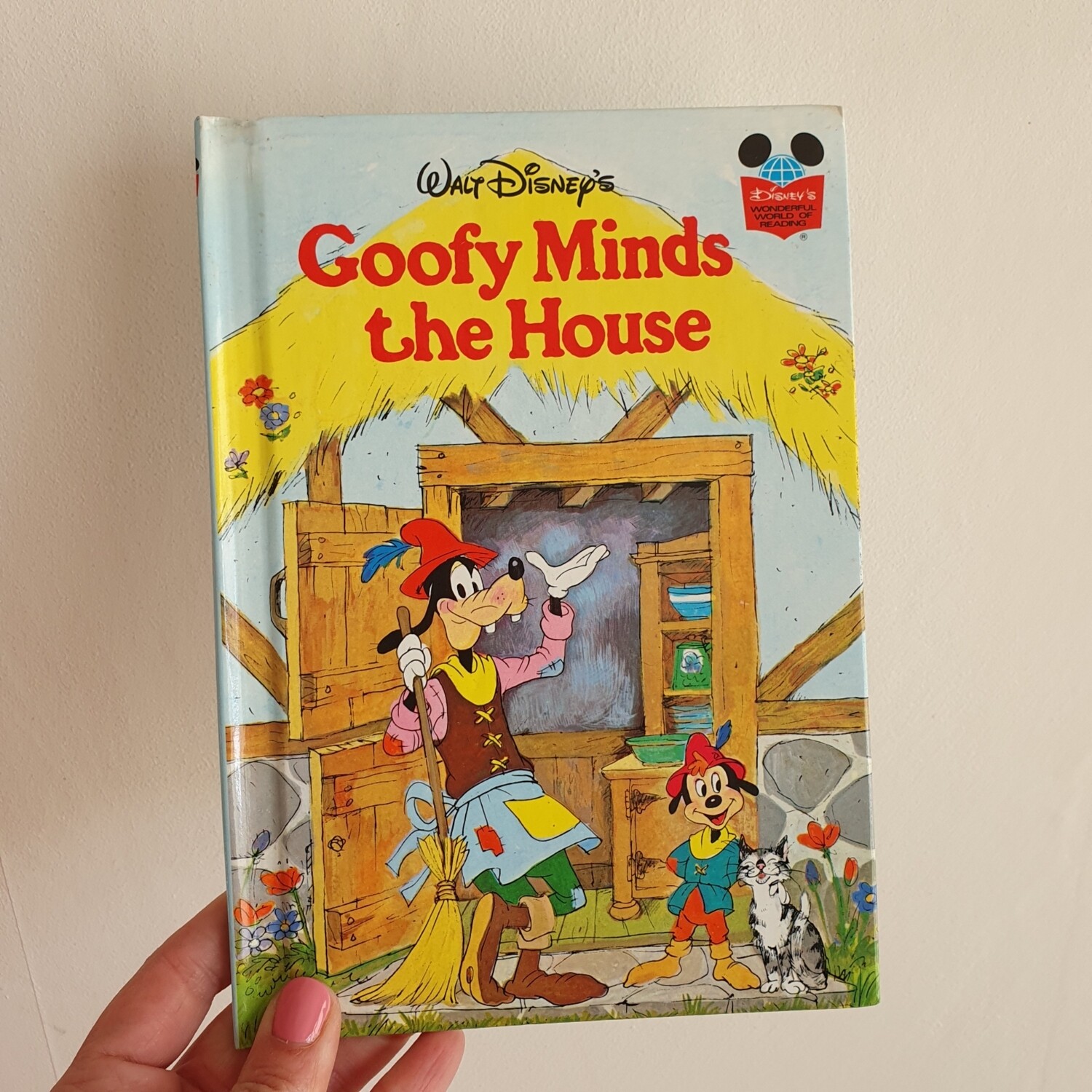 Goofy Minds the House Notebook
