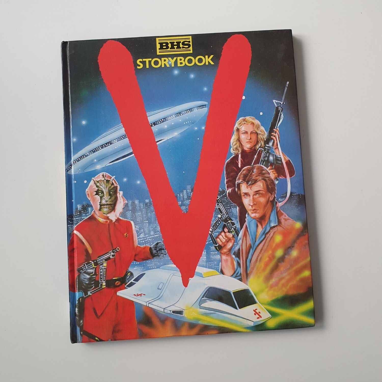 V Storybook - aliens1984
