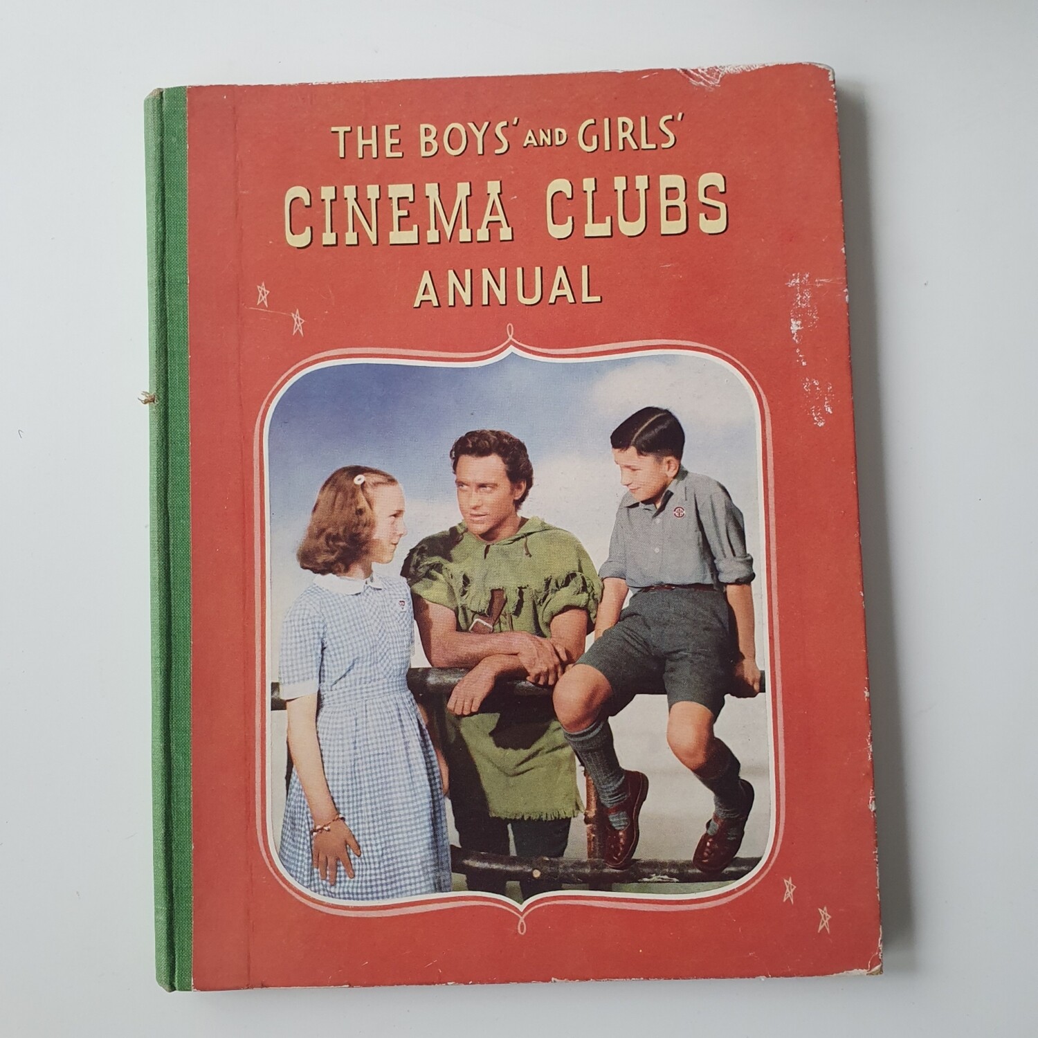 Boys and Girl's Cinema Club Annual - films, movies (Robin Hood - Walt Disney production)