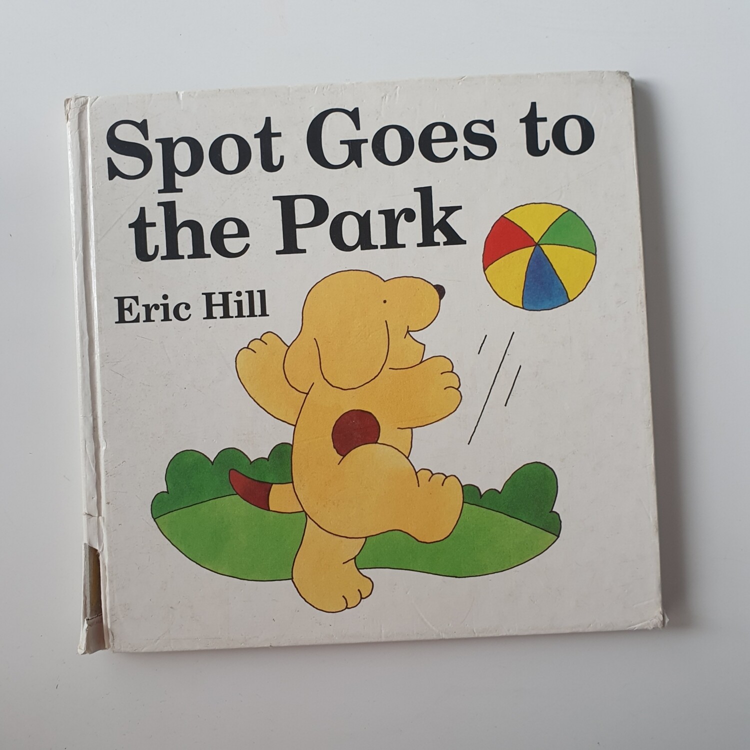 Spot goes to the Park - Spot the Dog