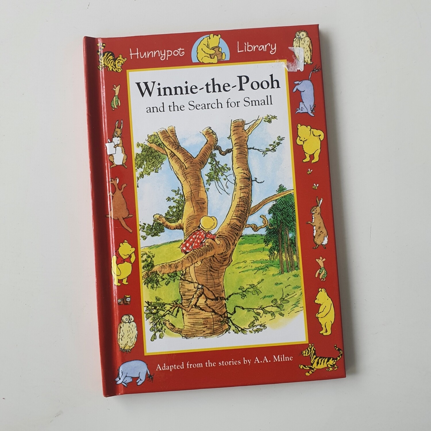 Winnie the Pooh and the search for small Notebook
