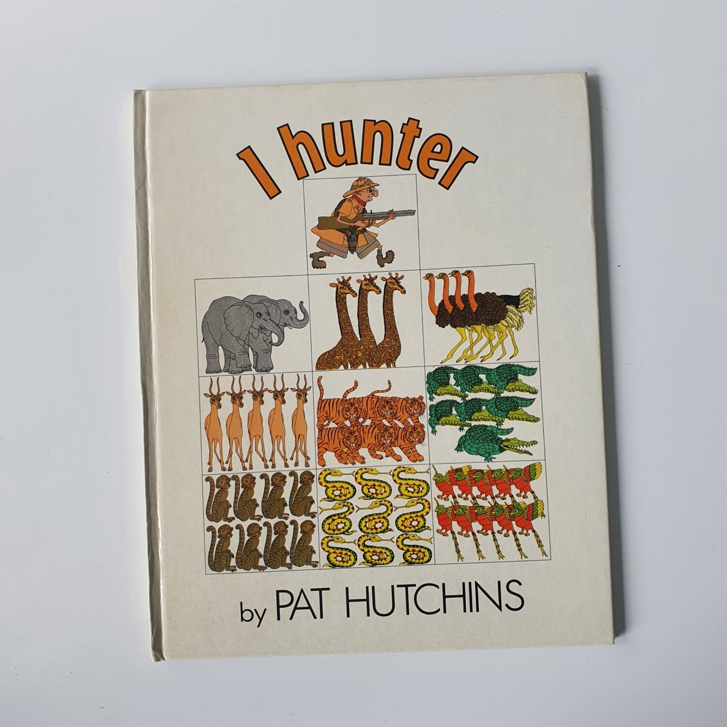 1 Hunter - Pat Hutchins - No Original Book pages