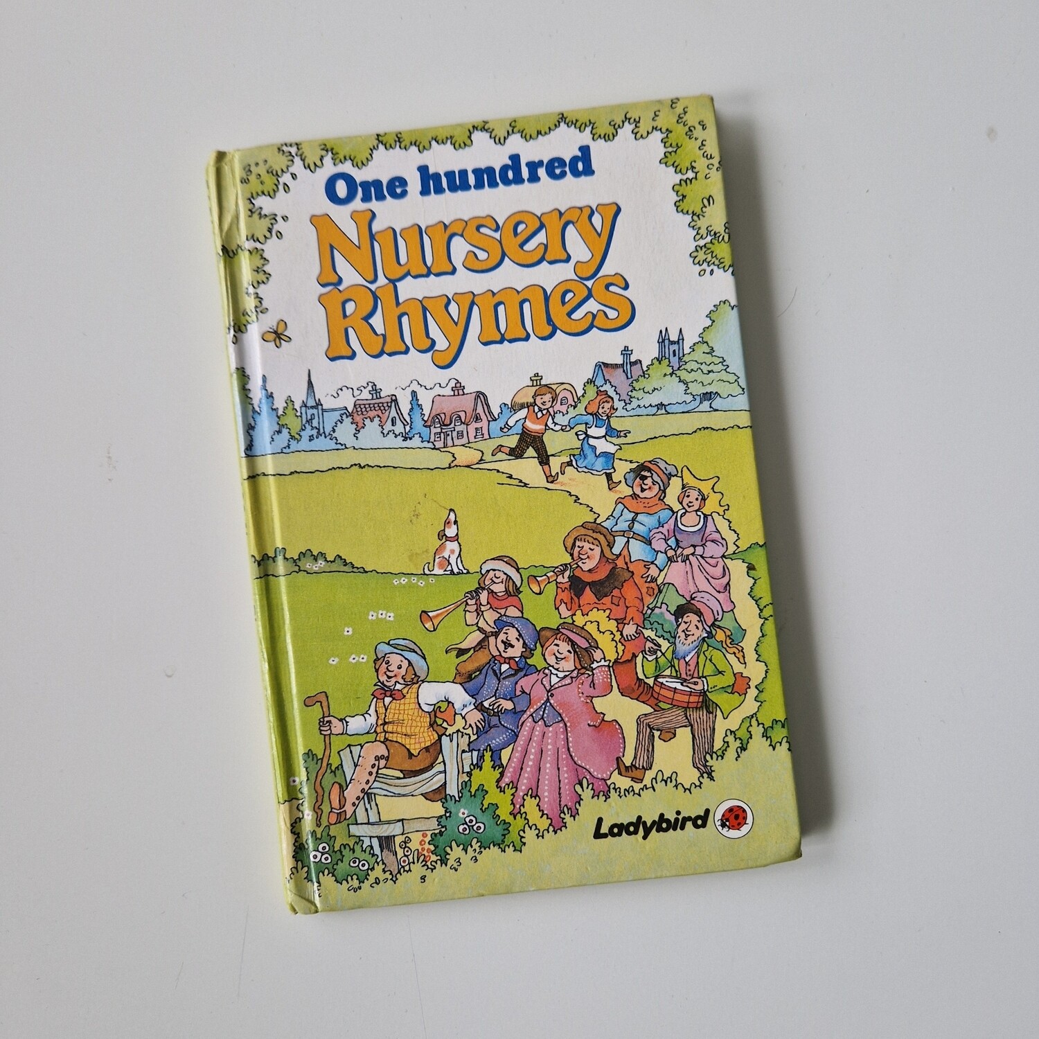 100 Nursery Rhymes Notebook - Ladybird book