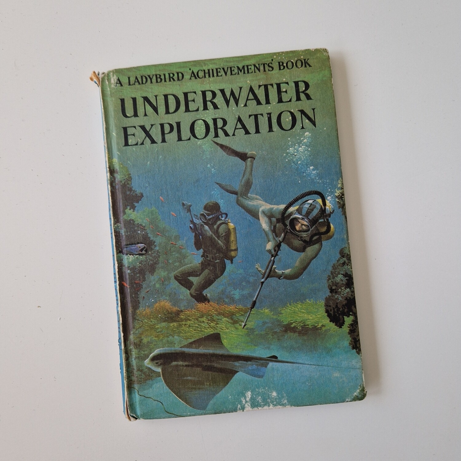 Underwater Exploration - ladybird book - Diving