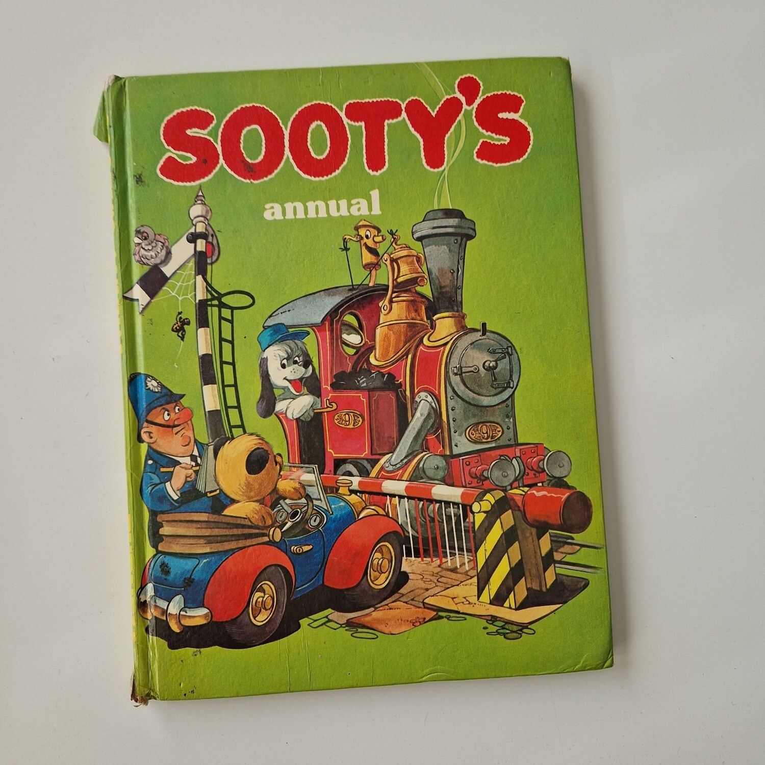Sooty&#39;s Annual, train, 1976
