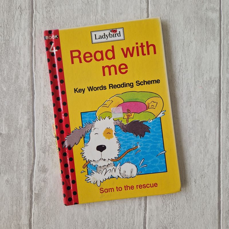 Read with Me - Sam (Dog) to the rescue  Ladybird Book