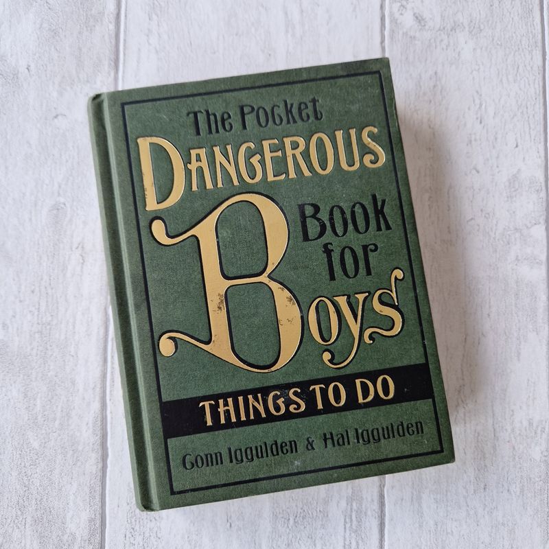 The Pocket Dangerous Book for Boys - Things to Do
