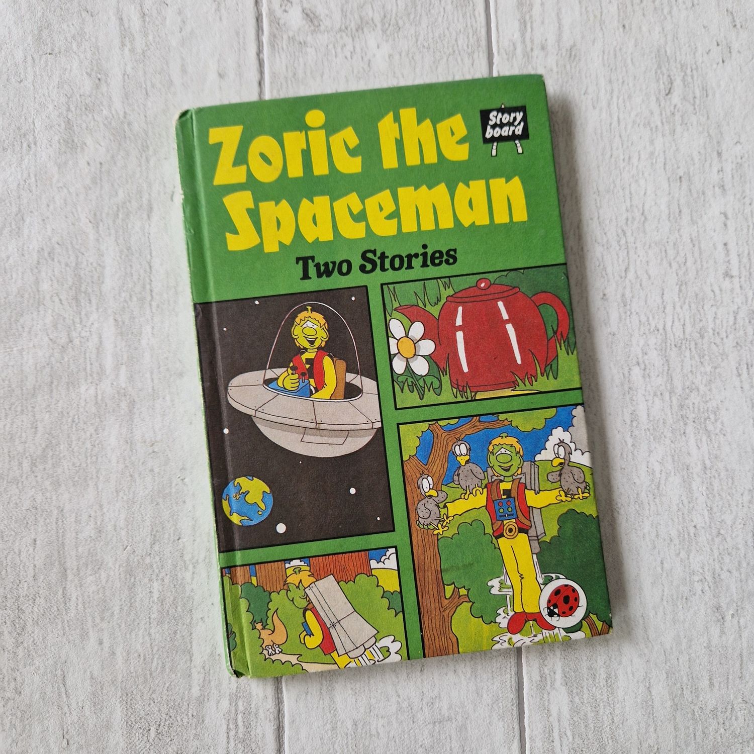 Zoric the Spaceman Ladybird Book, Book Style: Two Stories