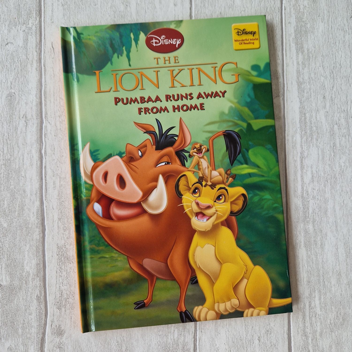 Lion King - Pumbaa Run&#39;s Away from Home Notebook