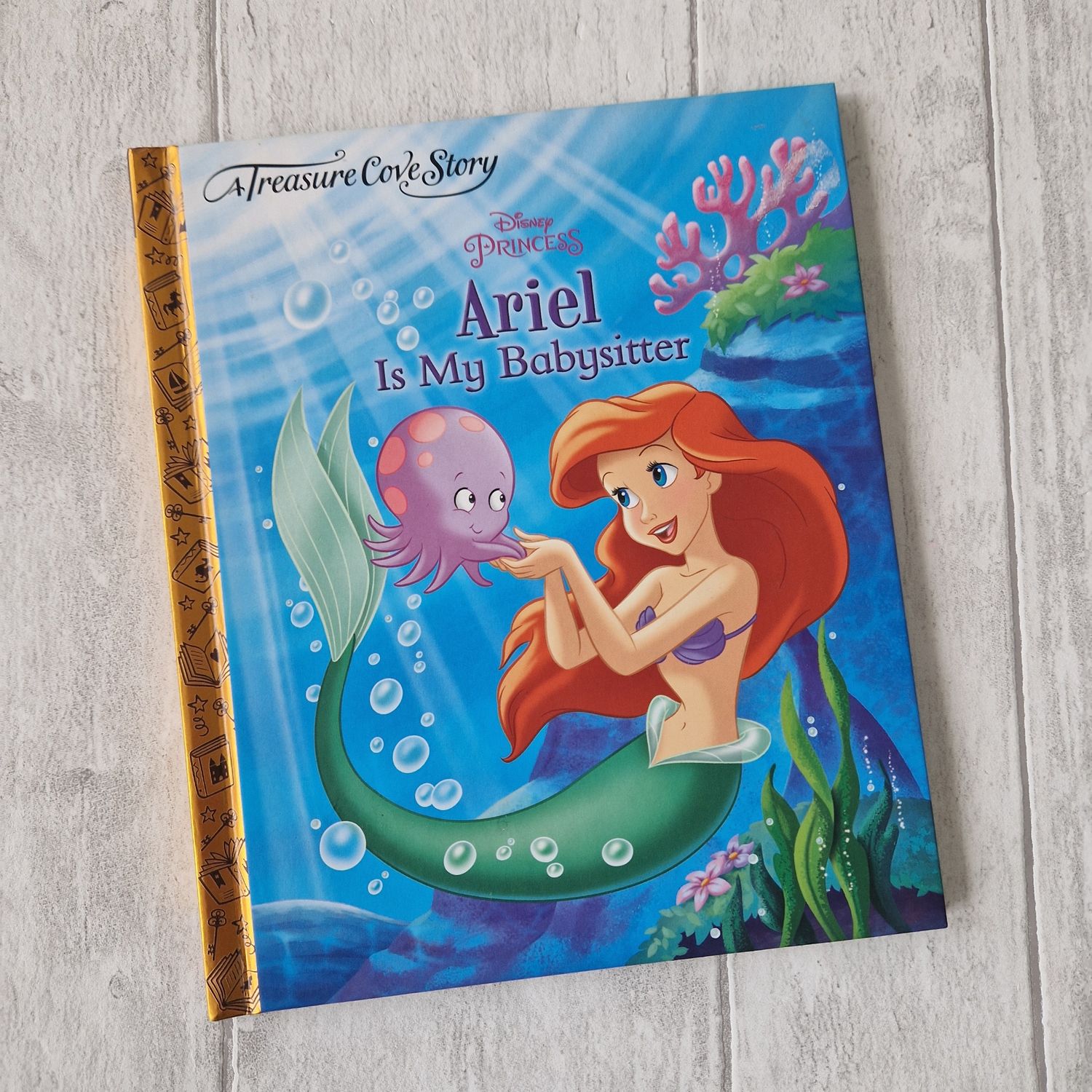 Little Mermaid - Ariel is my Babysitter