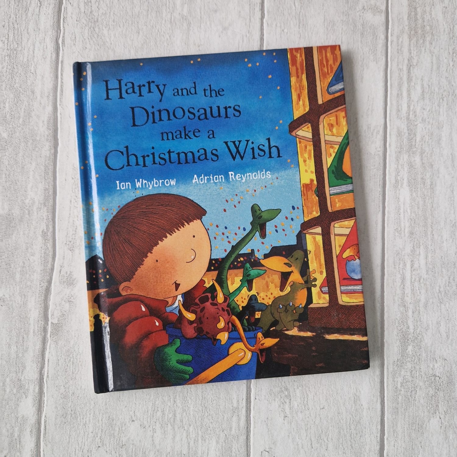 Harry and the Dinosaurs makes a Christmas Wish