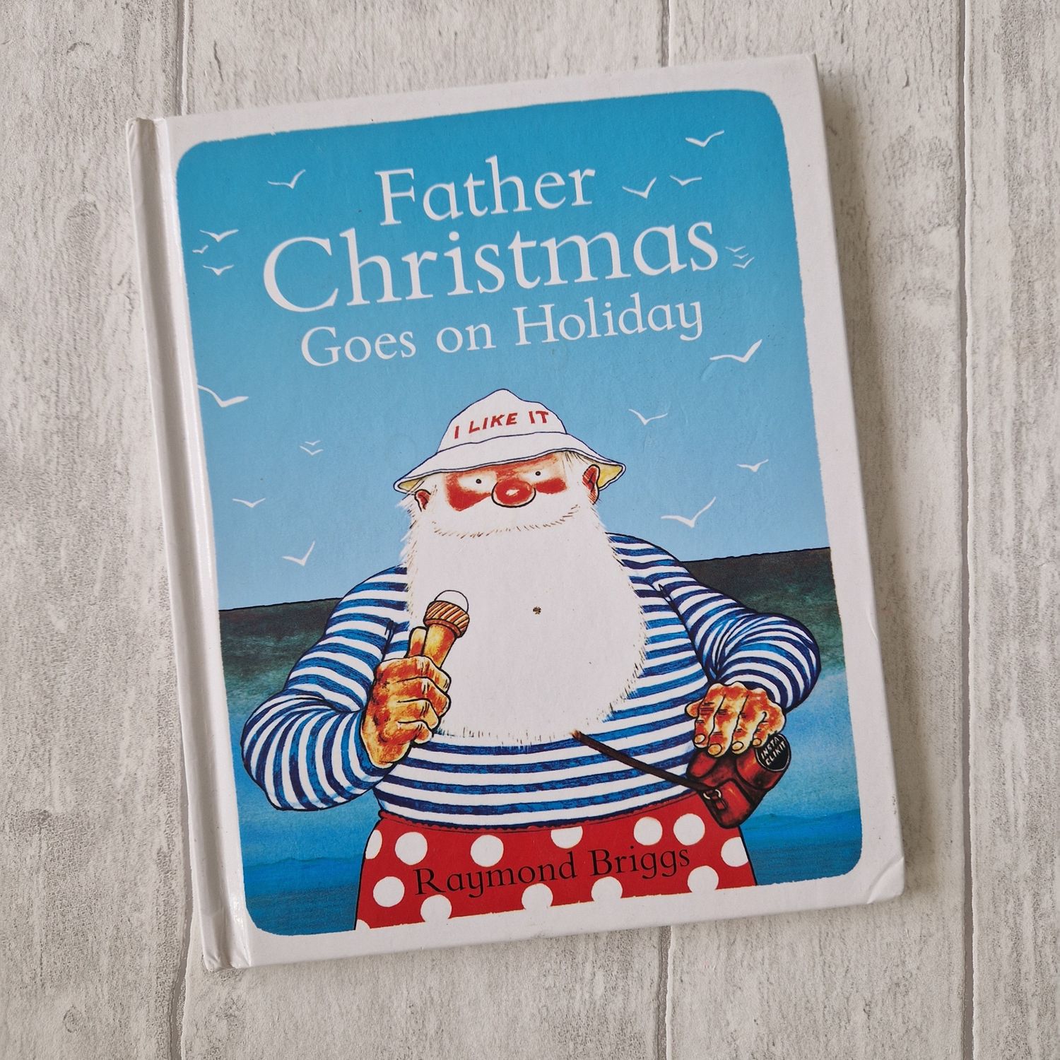 Father Christmas goes on Holiday