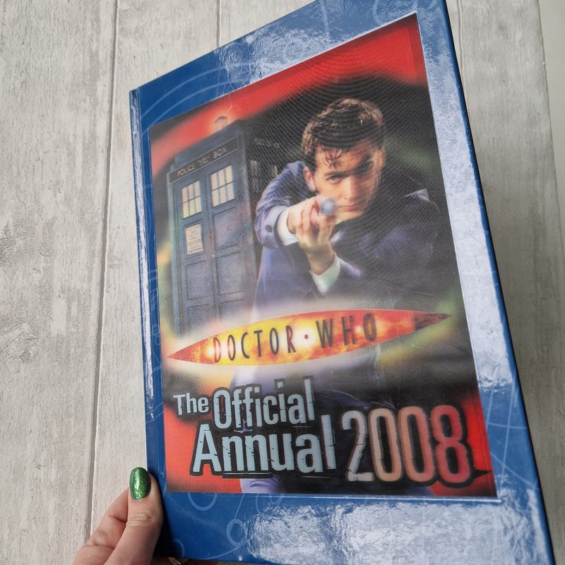 Dr Who  Annual 2008 Tardis David Tennant